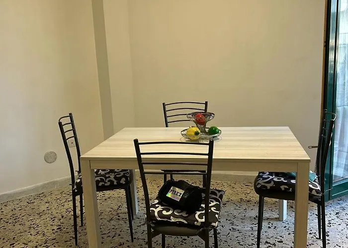 فندق مبيت وإفطار Casa Di Cri ساليرنو